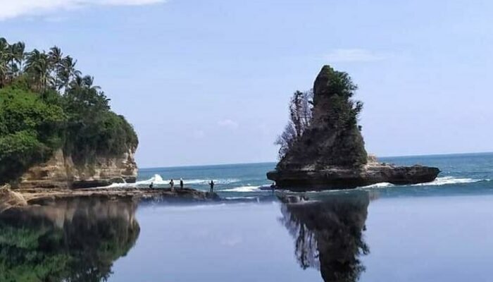 Ciracap, Surga Wisata Tersembunyi di Ujung Selatan Sukabumi