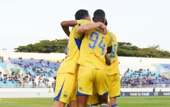 Drama di Kandang Singo Edan, Persib Bandung Tumbangkan Arema FC 2-1