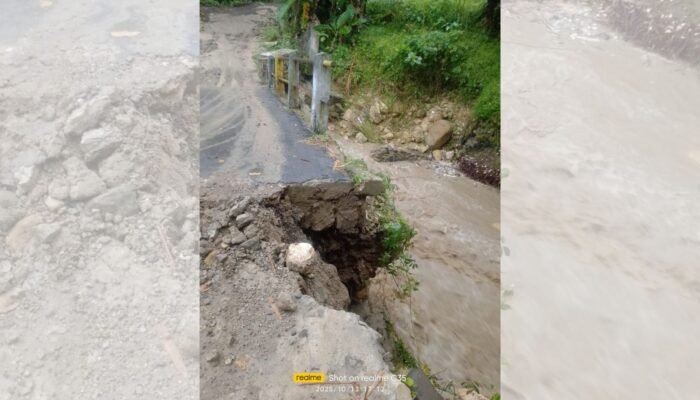 Banjir Landa Warungkiara, Dua Rumah dan Ruang Kelas SMP Terendam, Jembatan Cikolomeran Amblas