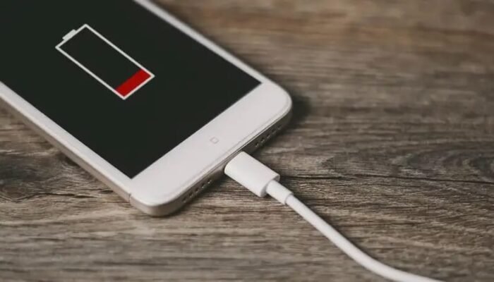 Panduan Lengkap untuk Mengisi Daya Smartphone dengan Aman dan Efektif