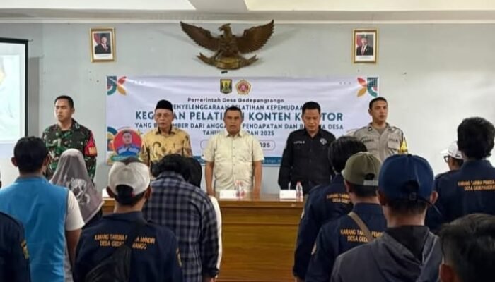 Pelatihan Pemuda Desa Gede Pangrango, Diskominfosan Tegaskan Pentingnya Literasi Digital