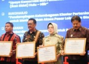 Bupati Sukabumi Terima Apresiasi BRIDA/BAPPERIDA Optimal 2025, Dorong Kolaborasi Riset dan Inovasi