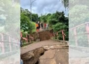 Hujan Deras Sebabkan Jembatan di Sukaresmi Ambruk, Akses Warga Terputus