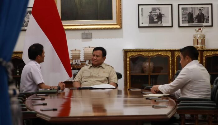 Presiden Prabowo Instruksikan Peningkatan Layanan Transportasi Massal Berbasis Kereta Api