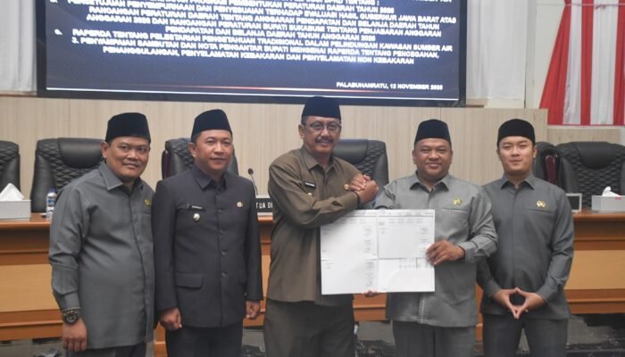 Bupati dan Wakil Bupati Sukabumi Hadiri Rapat Paripurna, Bahas Sejumlah Agenda Penting Daerah
