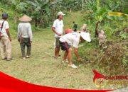 Desa Bojongsari Perkuat Infrastruktur Lewat Karya Bakti Bersama Koramil Jampangkulon