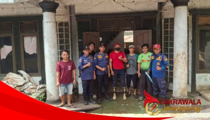 Respon Cepat Damkar Kabupaten Sukabumi Tangani Kebakaran di Cimanggu Cicatih