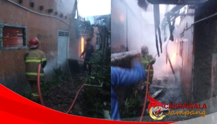 Kepanikan di Senja Hari: Detik-Detik Rumah Makan Padang Mega Ceria Dilalap Api