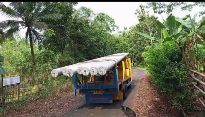 Warga Cimandala Harapkan Ada Jaringan Listrik Tegangan Menengah