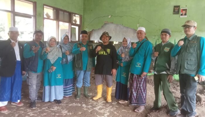 Baznas Sukabumi Kunjungi Desa Cikahuripan, Bawa Harapan di Tengah Duka Pascabencana