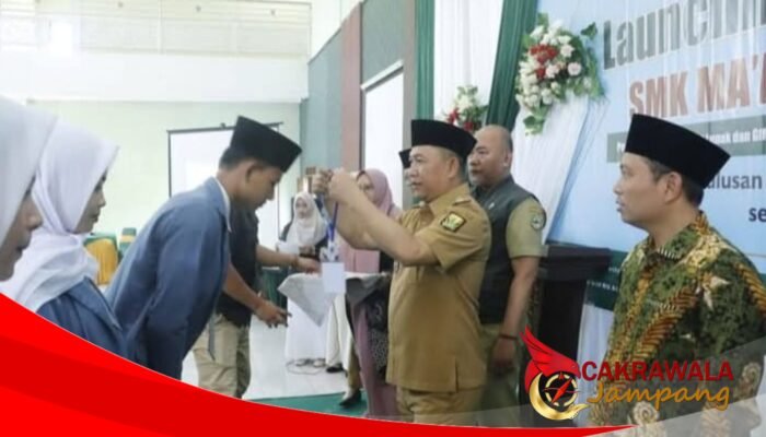 Lepas Prakerin dan Launching SMK Go Global, Wabup Apresiasi SMK Ma’arif NU Al Fathonah