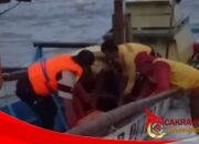 Mayat Pemuda Diduga Korban Laka Laut Sawarna Ditemukan Mengapung di Pantai Cibuaya Sukabumi