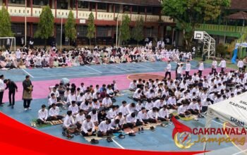 SMAN 1 Surade Biasakan Salat Duha Berjamaah, Digelar Setiap Pagi di Halaman Sekolah