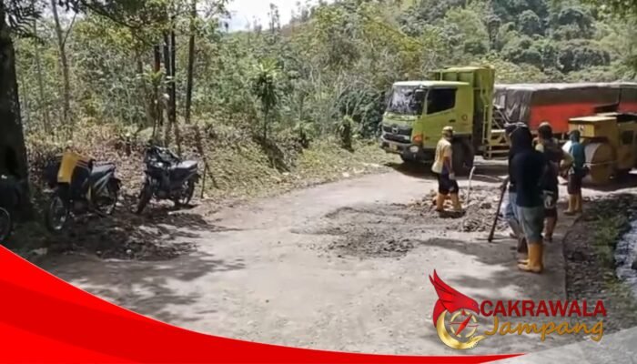 Lawan ODOL, Ruas Surade–Ujunggenteng Diperlebar dan Di-hotmix