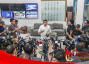 Seskab Teddy Tegaskan MBG Tidak Kurangi Anggaran Pendidikan, Program Justru Diperkuat