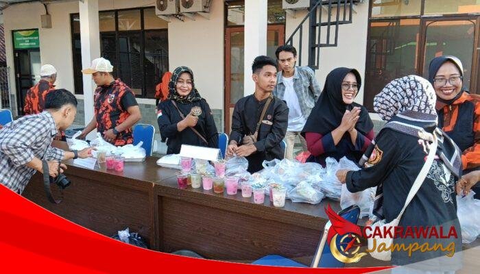 JTM dan Pemuda Pancasila Jampangkulon Gelar Aksi Sosial di RSUD, Santuni Anak Yatim dan Bagikan Takjil