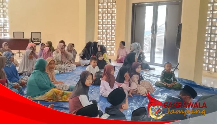 Warga Surade Apresiasi BSM, Anak Yatim dan Lansia Terima Santunan